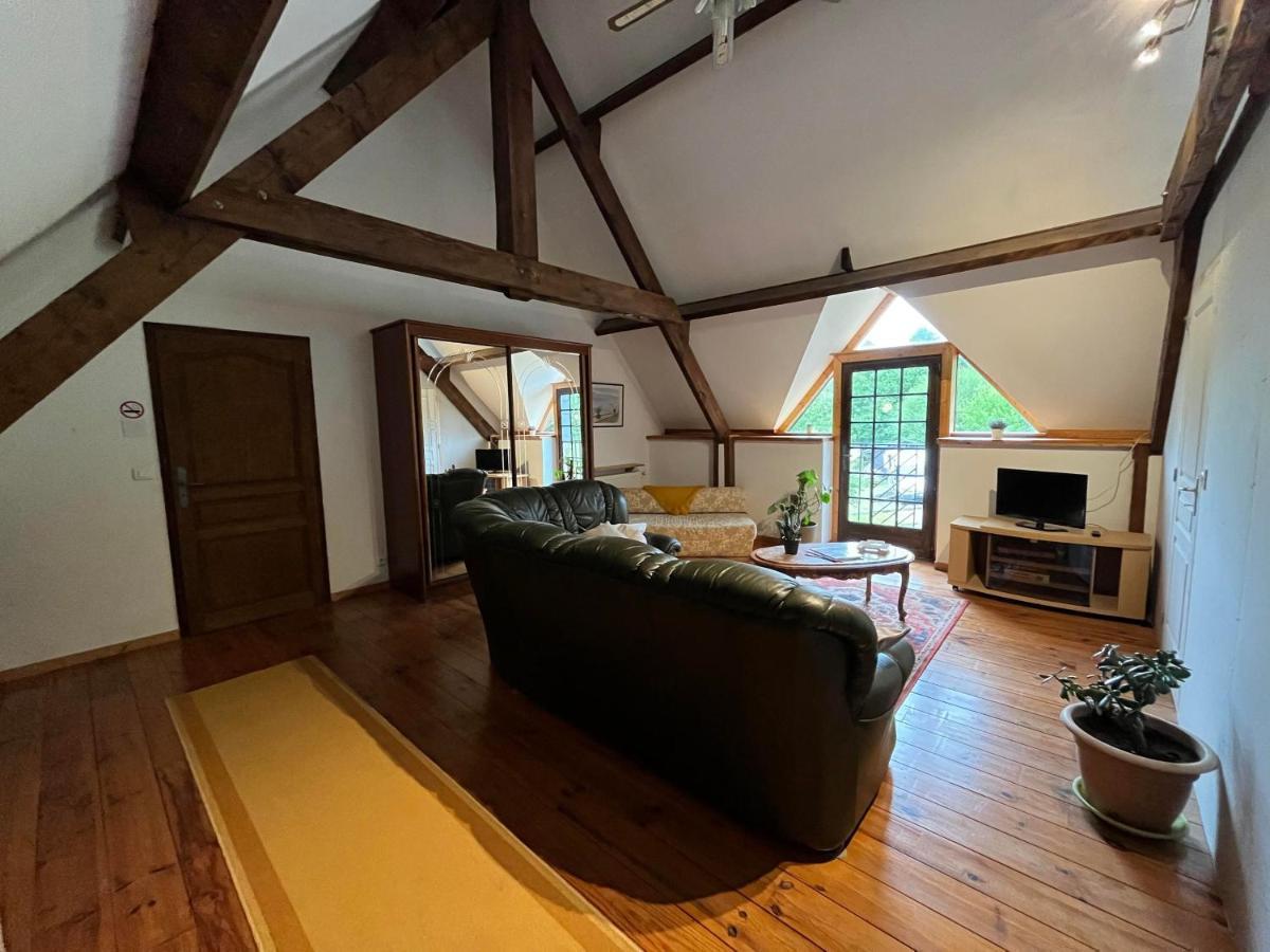 Le Petit Bois Normand - Chambre D'Hote Bed and Breakfast Champ-du-Boult Exterior foto